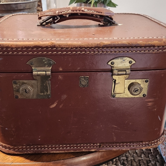 US Trunk Company leather train case, vintage - Picture 12 of 15